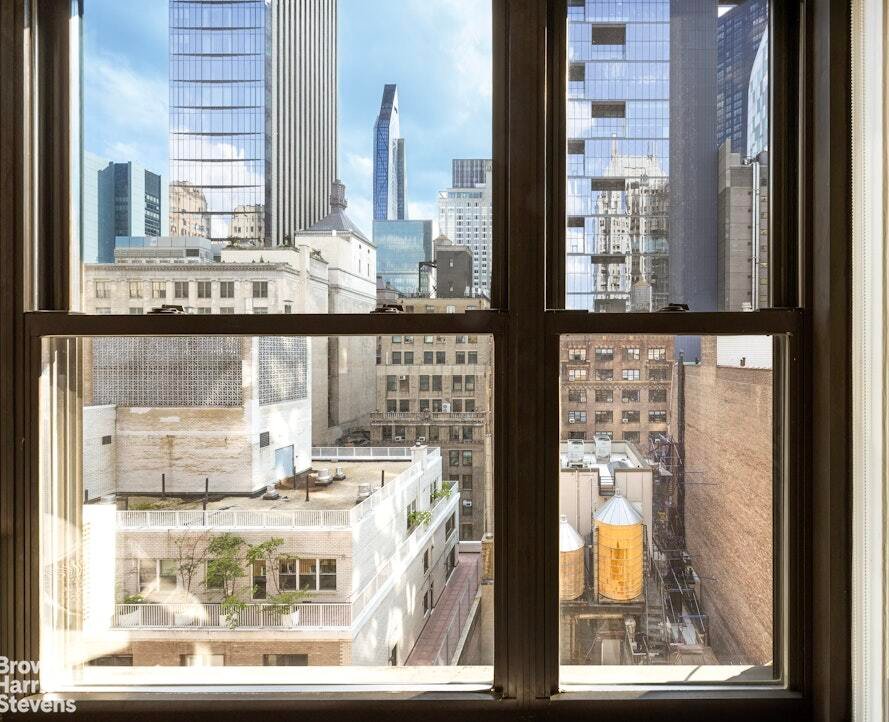Co Op in New York, New York, United States 3 - 18676345