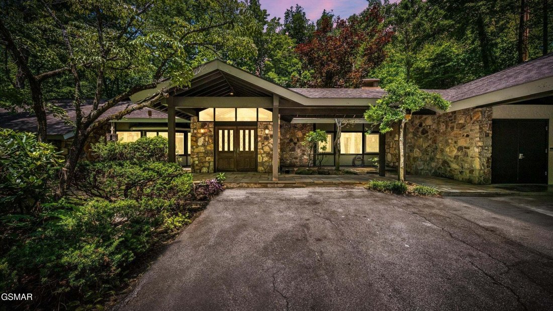 House in Gatlinburg, Tennessee, United States 3 - 18677127