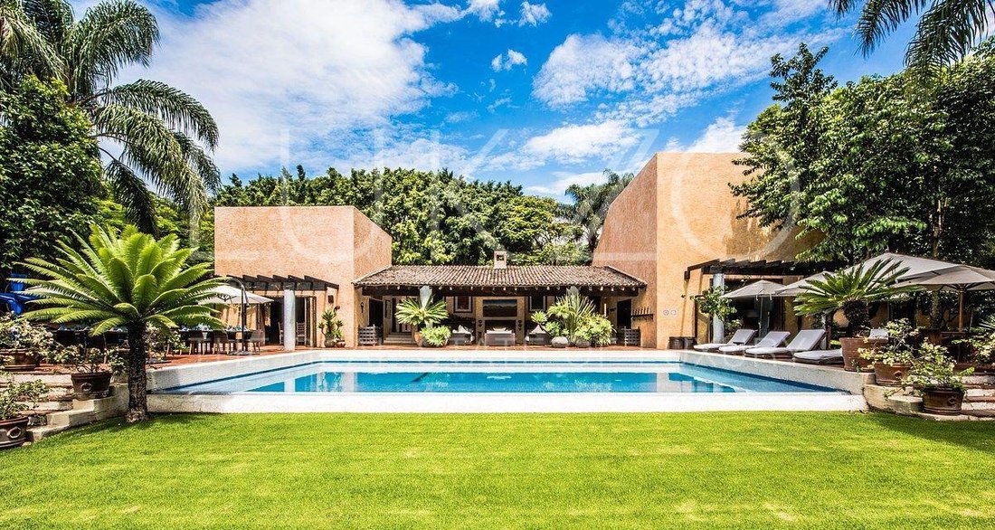 House in Tepoztlán, Morelos, Mexico 1 - 18675348