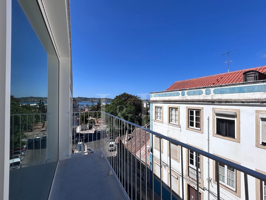 Apartment in Alcantara, Lisbon, Portugal 1 - 15962175