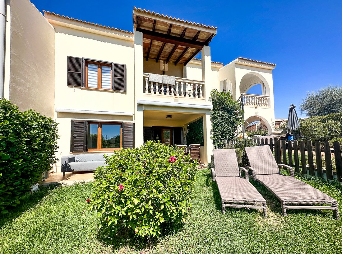 Townhouse in Santa Ponsa, Balearic Islands, Spain 1 - 18675943