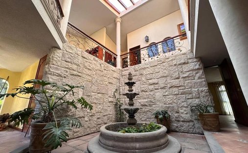 Townhouse in San Miguel Zinacantepec, State of Mexico, Mexico 1