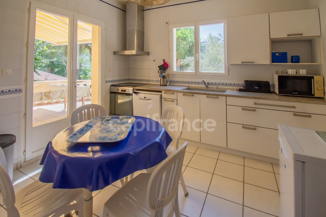 House in Centre Ville, Royan, France 5 - 18675050