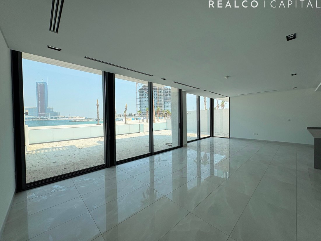 Villa in Al Marjan Island / Jazeerat Al Marjan, Ras al-Khaimah Emirate, United Arab Emirates 1 - 18674824