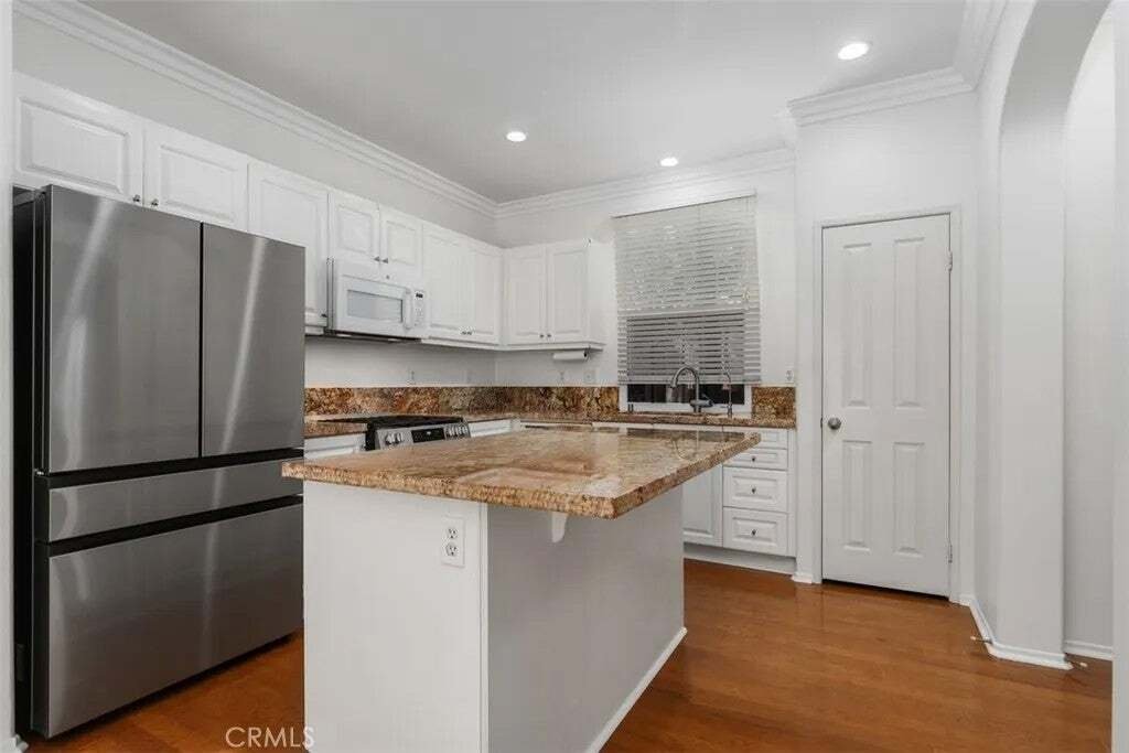 Condo in Irvine, California, United States 4 - 18677032