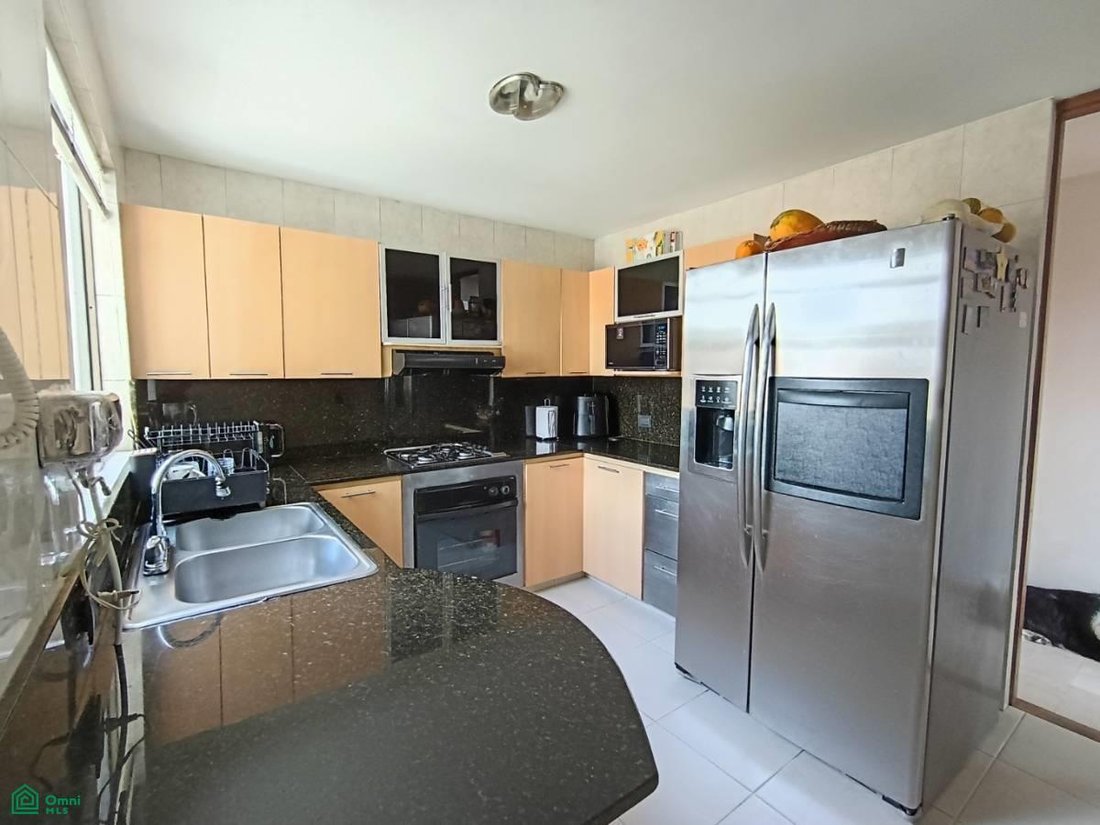 Condo in Bogota, Bogota, Colombia 5 - 18605492