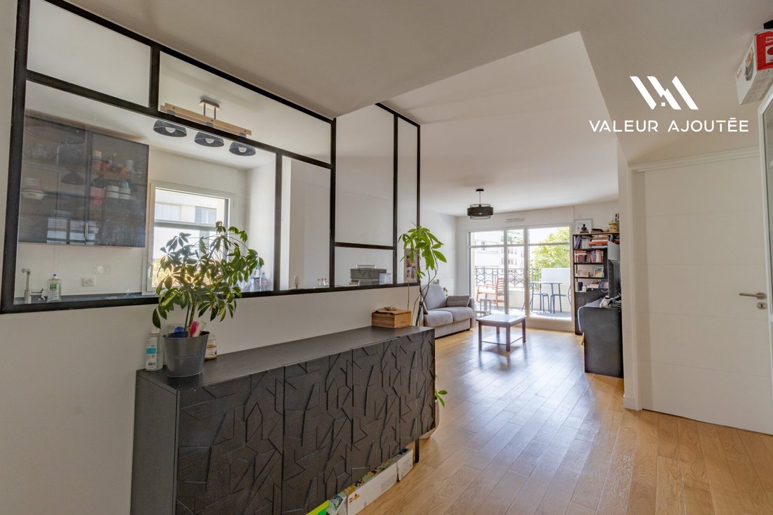 Apartment in Hôtel de Ville-Planchette, Levallois-Perret, France 1 - 18678380