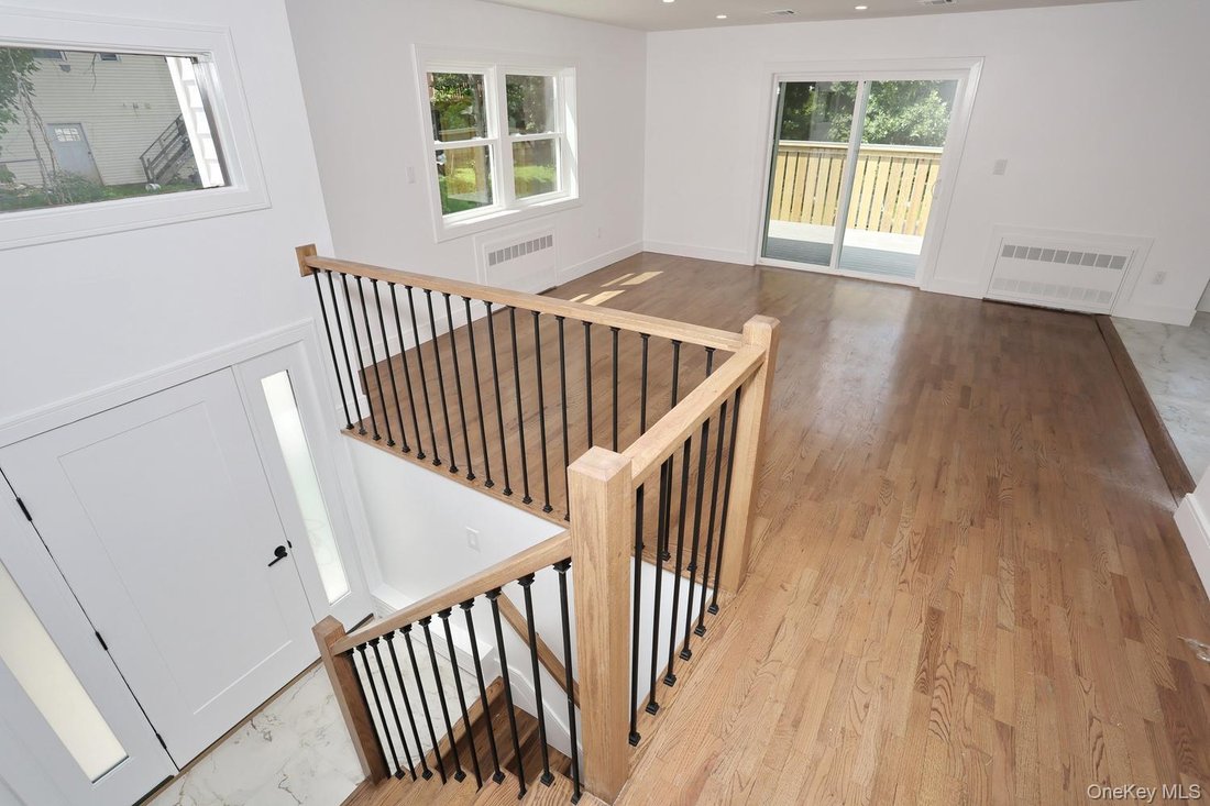 House in Spring Valley, New York, United States 4 - 18676079