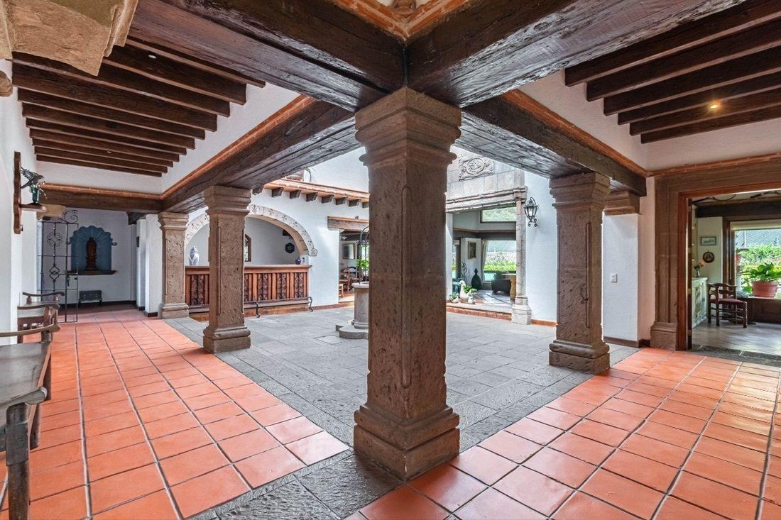 House in Tepoztlán, Morelos, Mexico 3 - 18675349