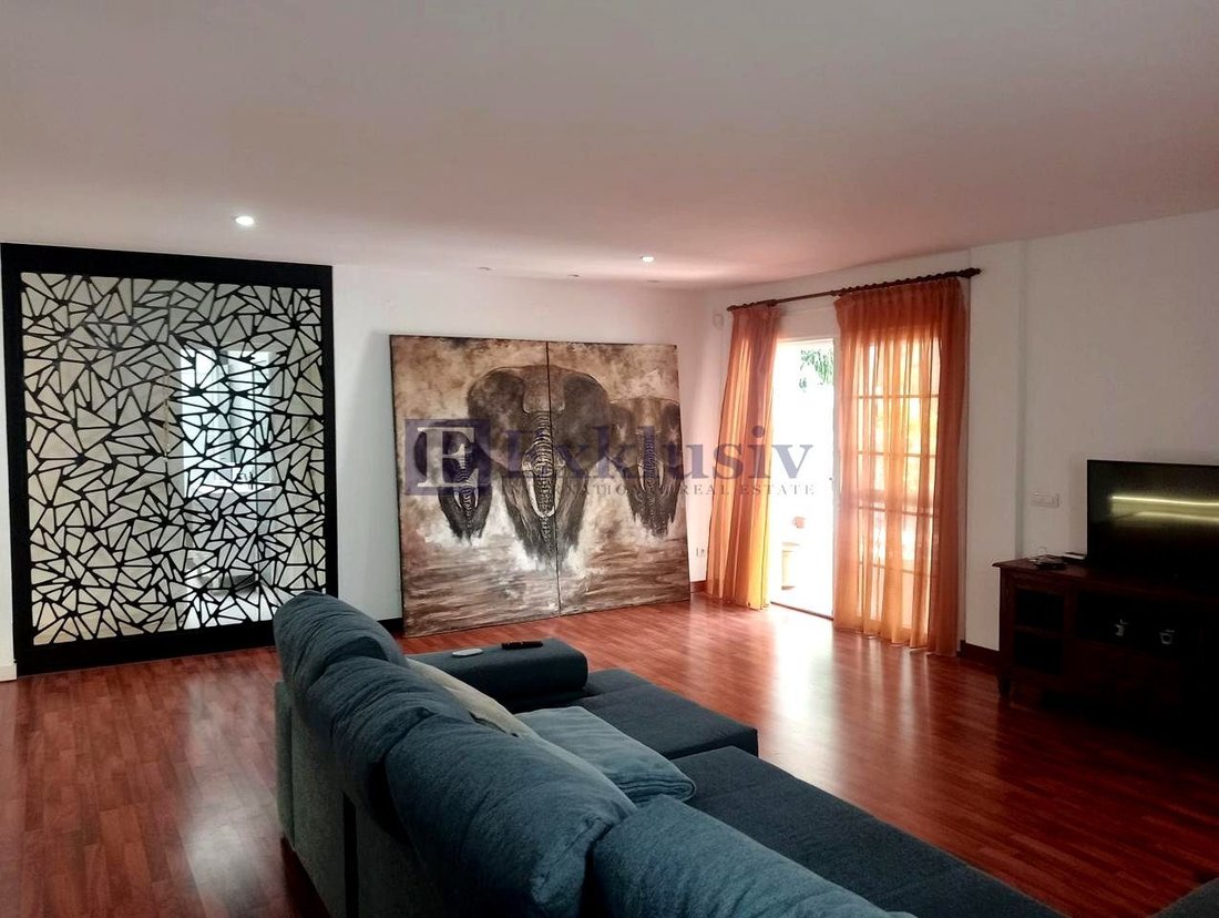 Villa in Los Cristianos, Canary Islands, Spain 1 - 18674614