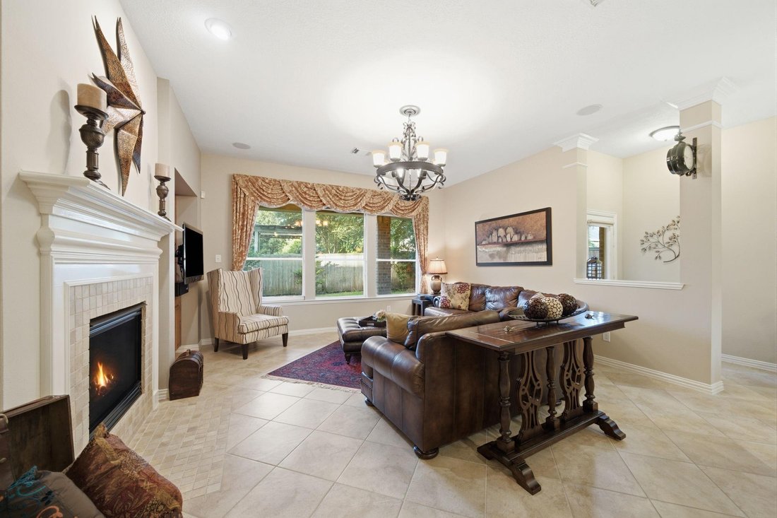 Maison à The Woodlands, Texas, États-Unis 3 - 18677353