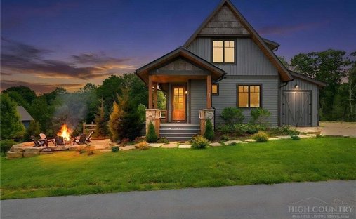Maison à Elk Park, Caroline du Nord, États-Unis 1