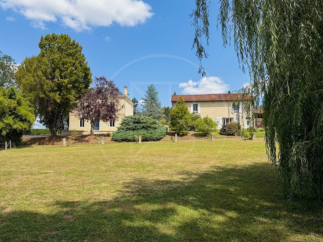 Villa in Le Lac-Bacalan, Bordeaux, France 1 - 18674837