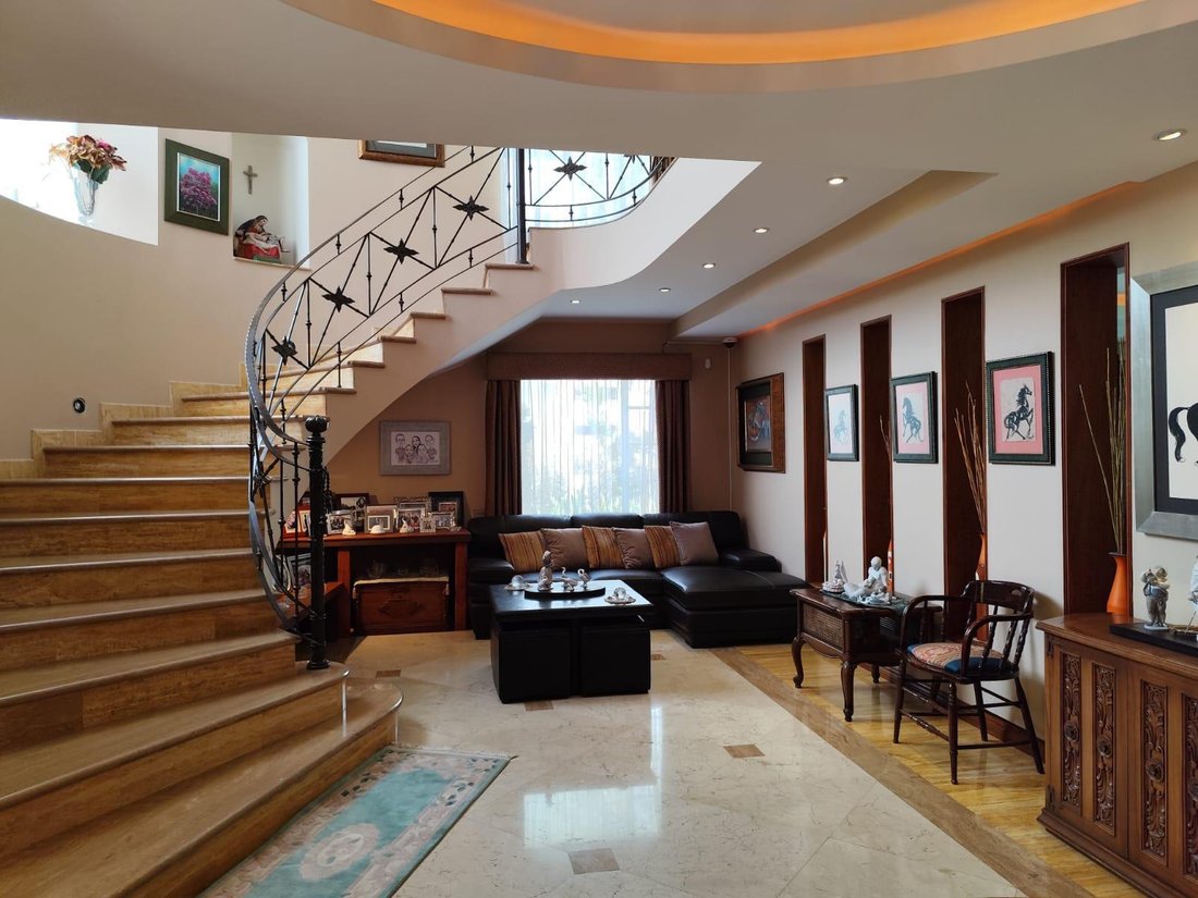House in Quito, Pichincha, Ecuador 2 - 18675320