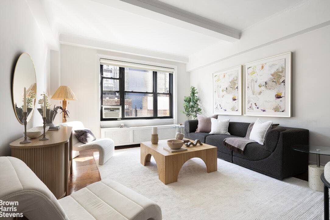 Co Op in New York, New York, United States 1 - 18676345