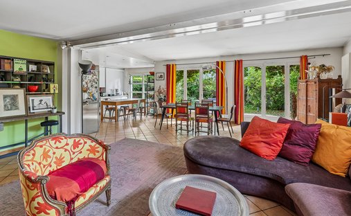 House in Le Centre, Maisons-Alfort, France 1