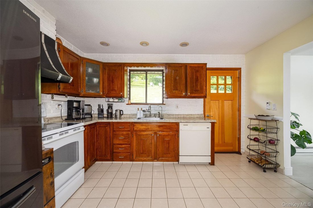 House in Patterson, New York, United States 3 - 18434365