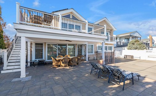 House in Bellmore, New York, United States 1