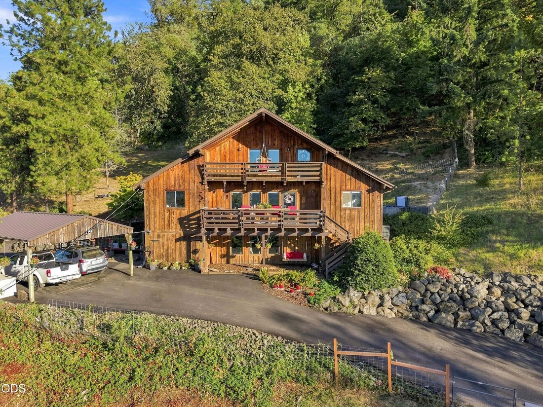 House in Roseburg, Oregon, United States 1 - 18678638