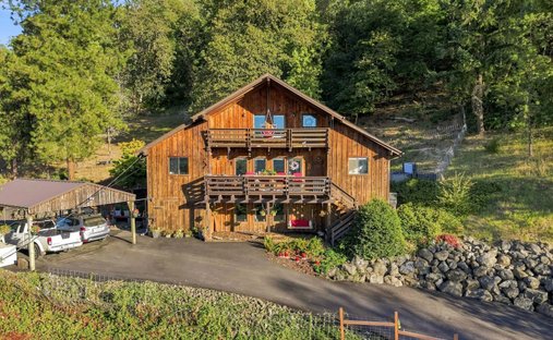 House in Roseburg, Oregon, United States 1