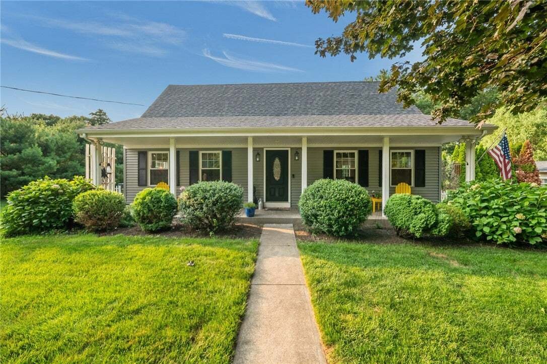 House in Lincoln, Rhode Island, United States 1 - 18676745