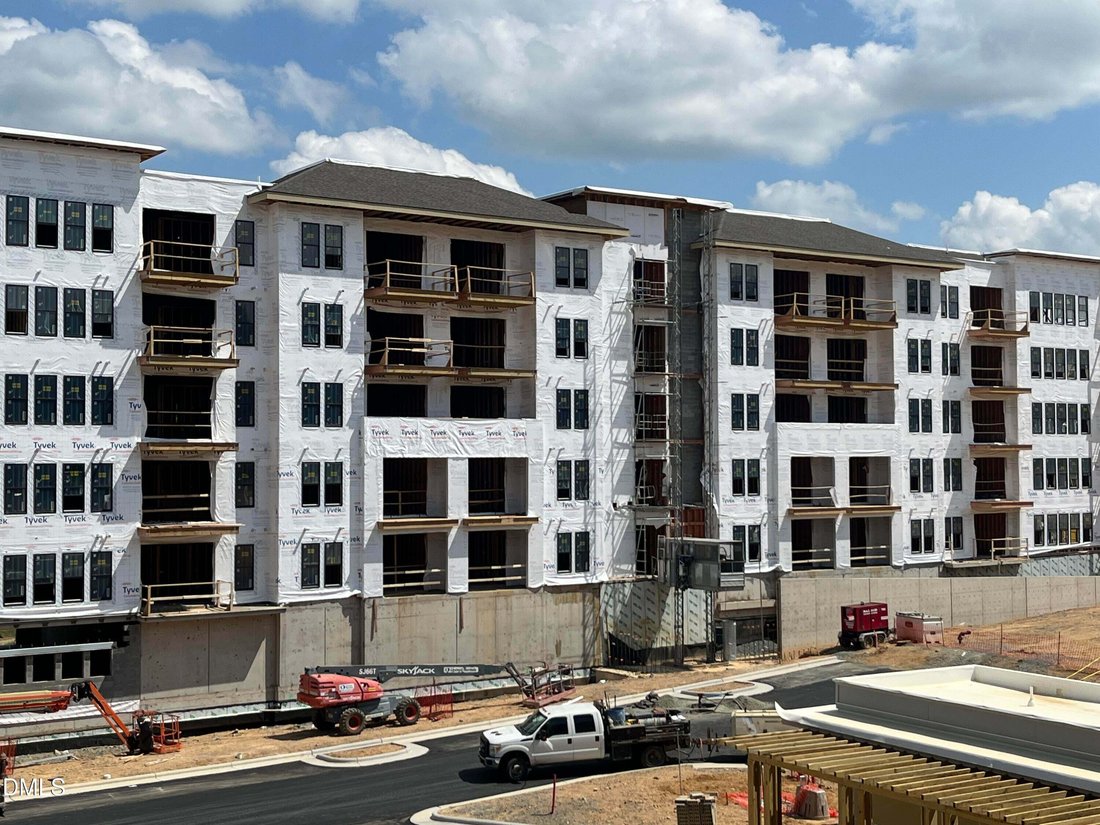 Condo in Chapel Hill, North Carolina, United States 3 - 18677084