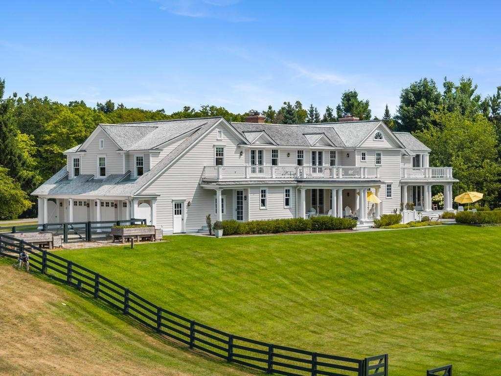 Casa a Charlevoix, Michigan, Stati Uniti 1 - 18676043