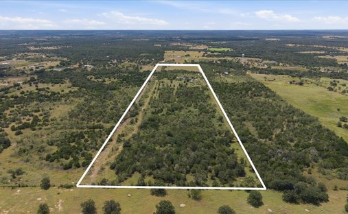 Farm Ranch in Cedar Creek, Texas, United States 1