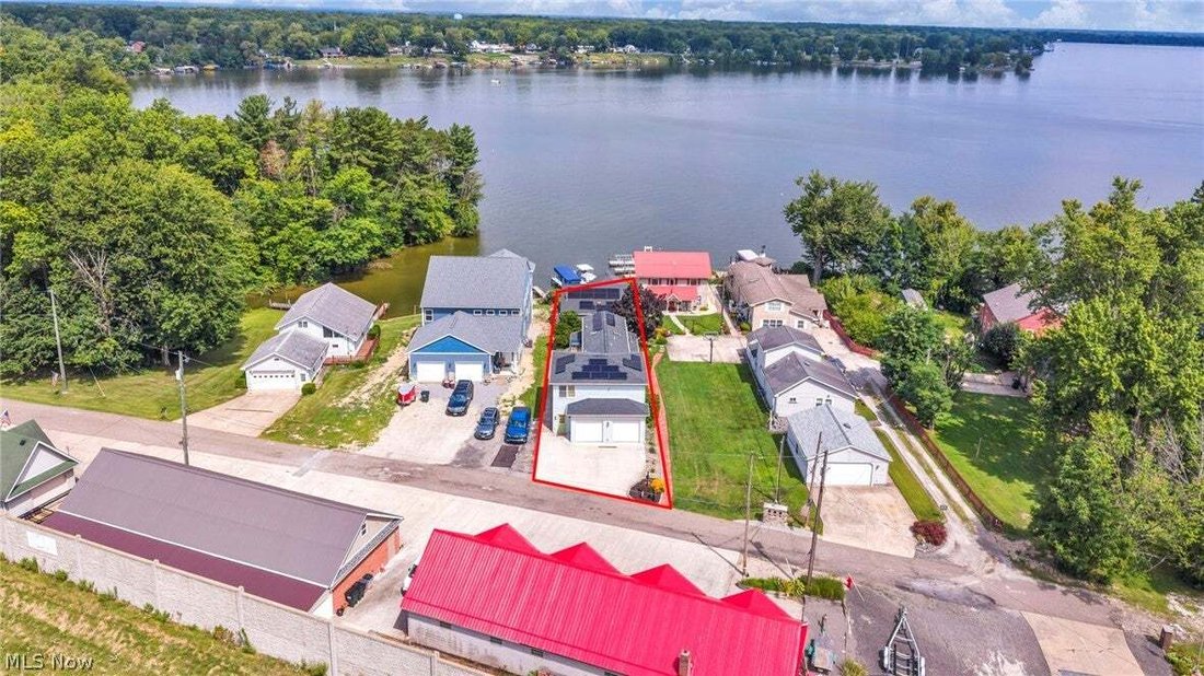 House in Lake Milton, Ohio, United States 3 - 17065674