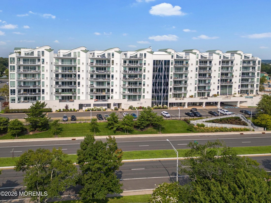 Condo in Long Branch, New Jersey, United States 1 - 18676719