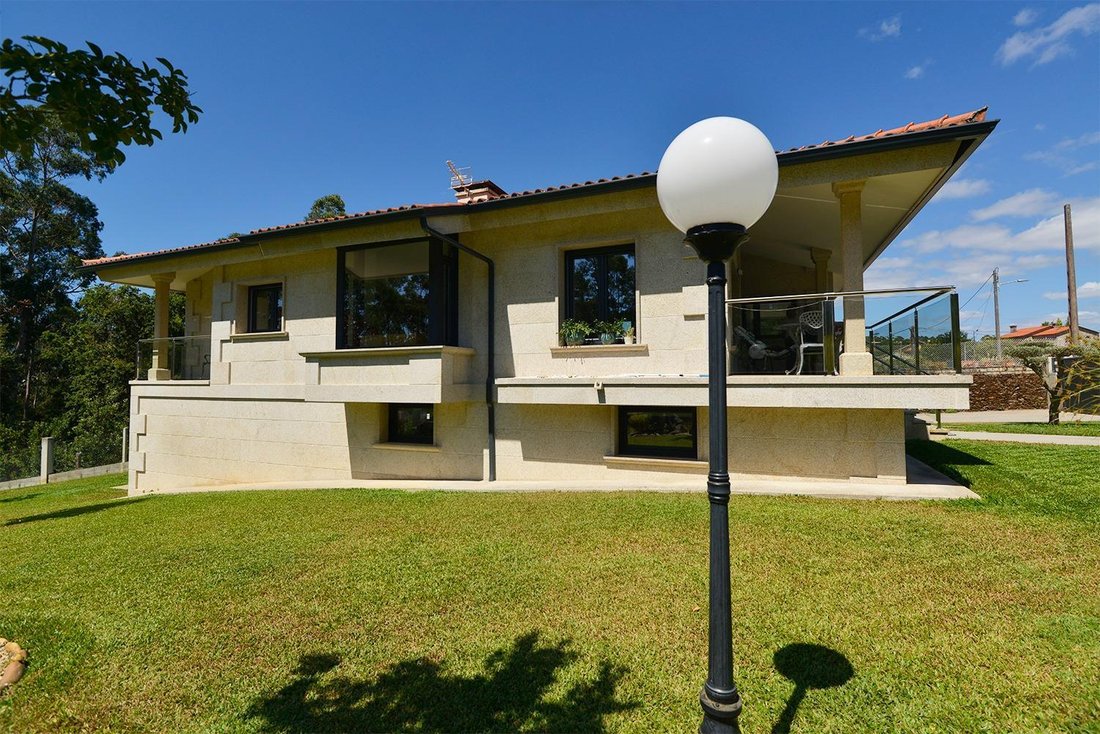 Villa in O Rosal, Galicia, Spain 1 - 18677457