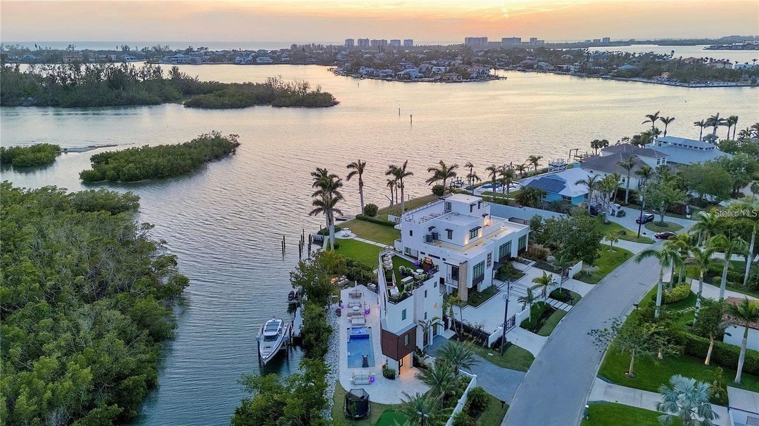 House in Sarasota, Florida, United States 3 - 18675905