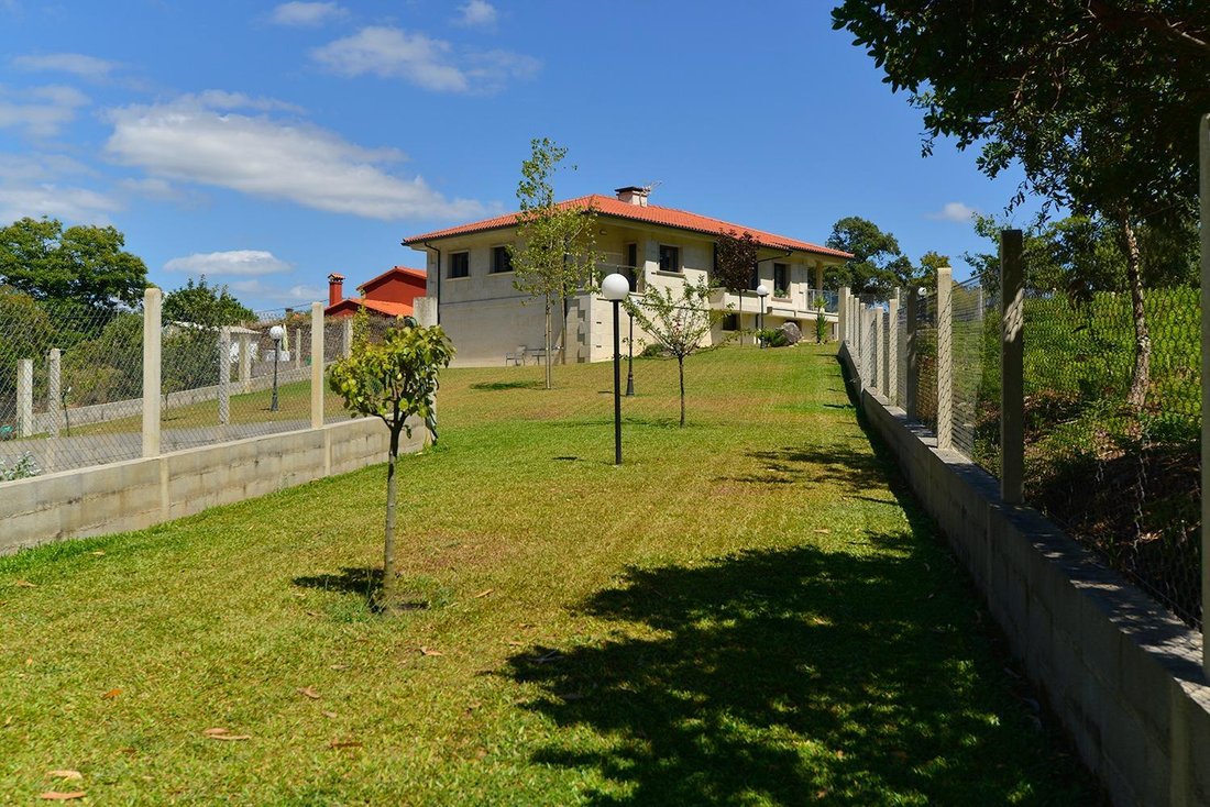 Villa in O Rosal, Galicia, Spain 5 - 18677457