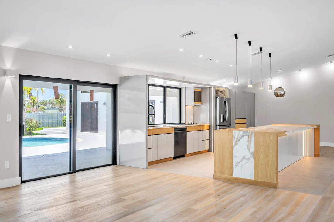 Condo in Miami, Florida, United States 3 - 18677462