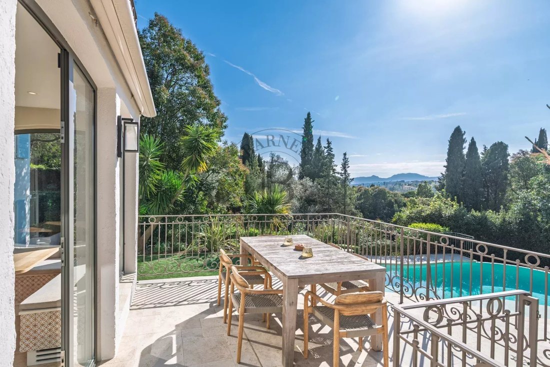 Villa in Mougins, Provence-Alpes-Côte d'Azur, France 3 - 18675055