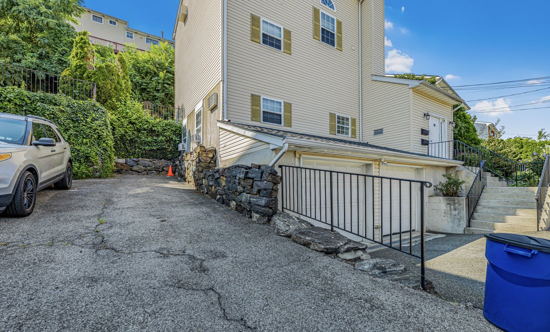 Apartment in Yonkers, New York, United States 3 - 18674413
