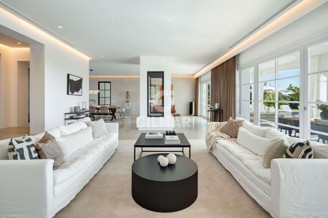 Villa in Estepona, Andalusia, Spain 2 - 18678625