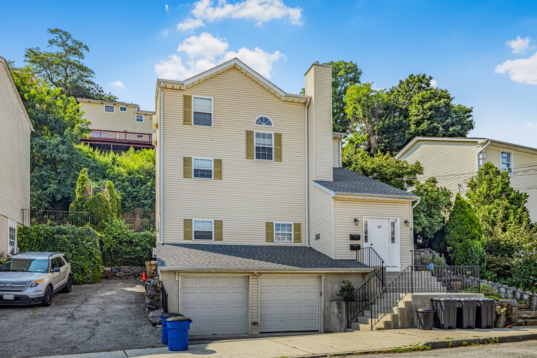 Apartment in Yonkers, New York, United States 1 - 18674413