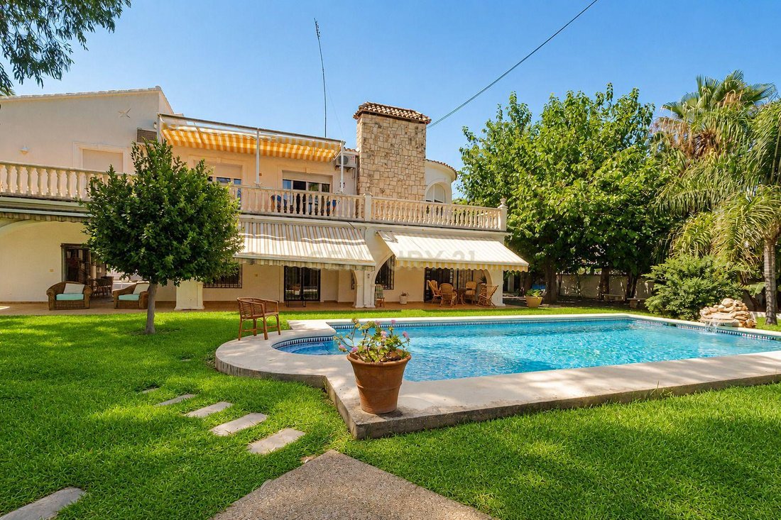 Villa in Denia, Valencian Community, Spain 1 - 18677784