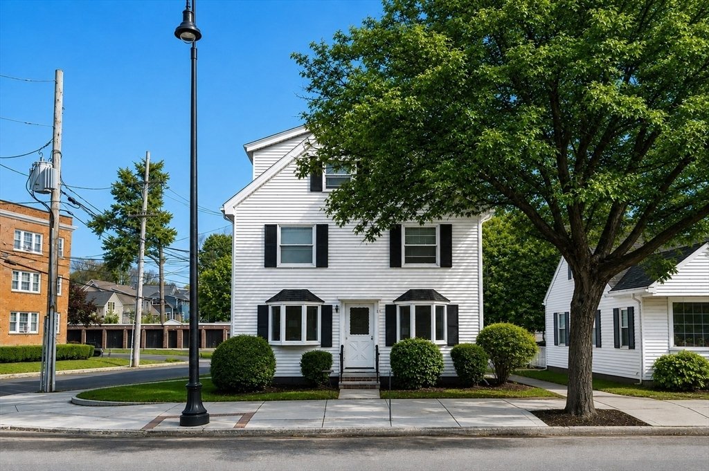 Wakefield, Massachusetts, United States 1 - 18678299