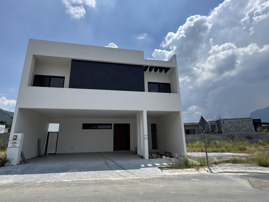 House in Monterrey, Nuevo Leon, Mexico 2 - 18675456