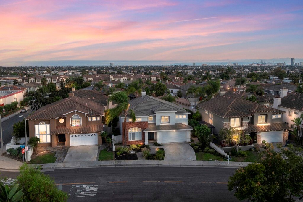 House in Signal Hill, California, United States 5 - 18675614