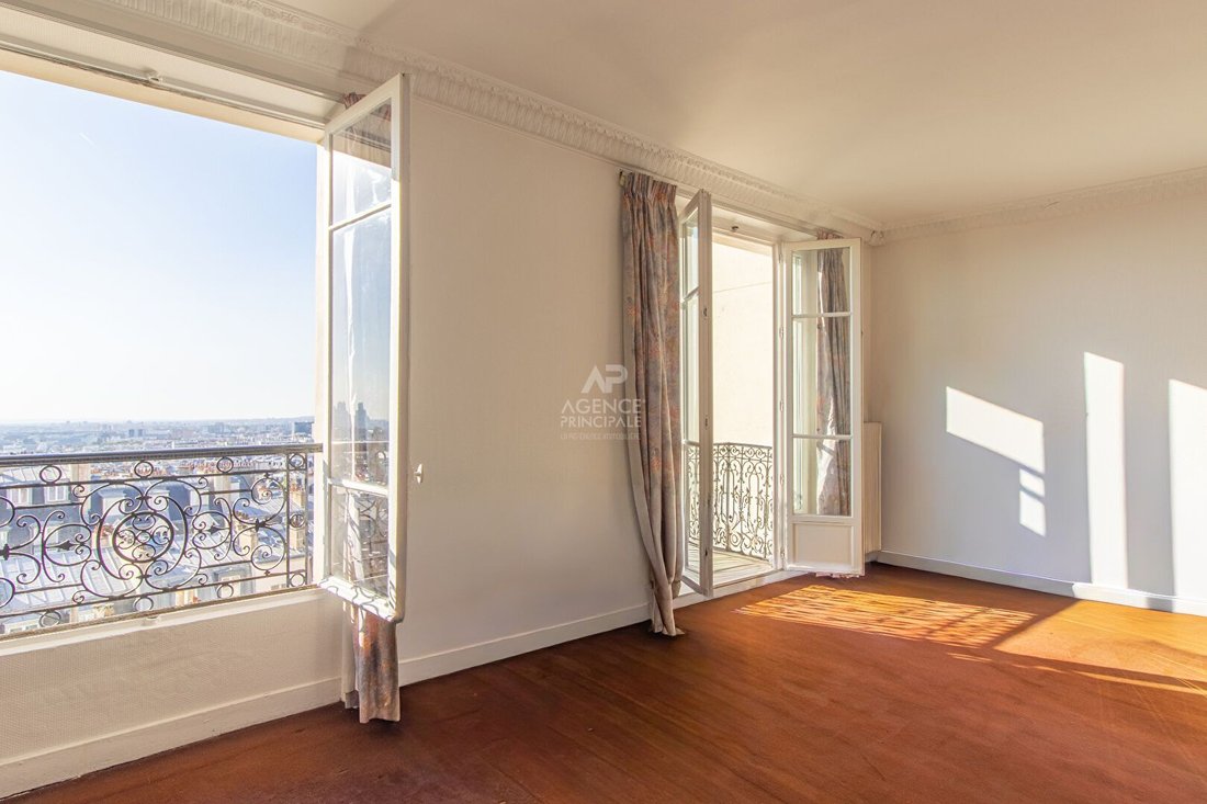 Apartment in Clignancourt-Jules Joffrin, Paris 18e Arrondissement, Paris 2 - 18674871