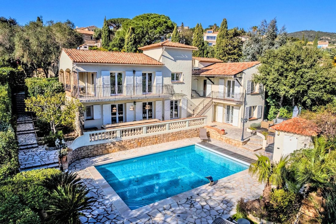Villa in Les Issambres, Roquebrune-sur-Argens, France 1 - 18674950