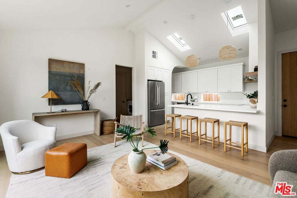 House in Los Angeles, California, United States 1 - 18678603