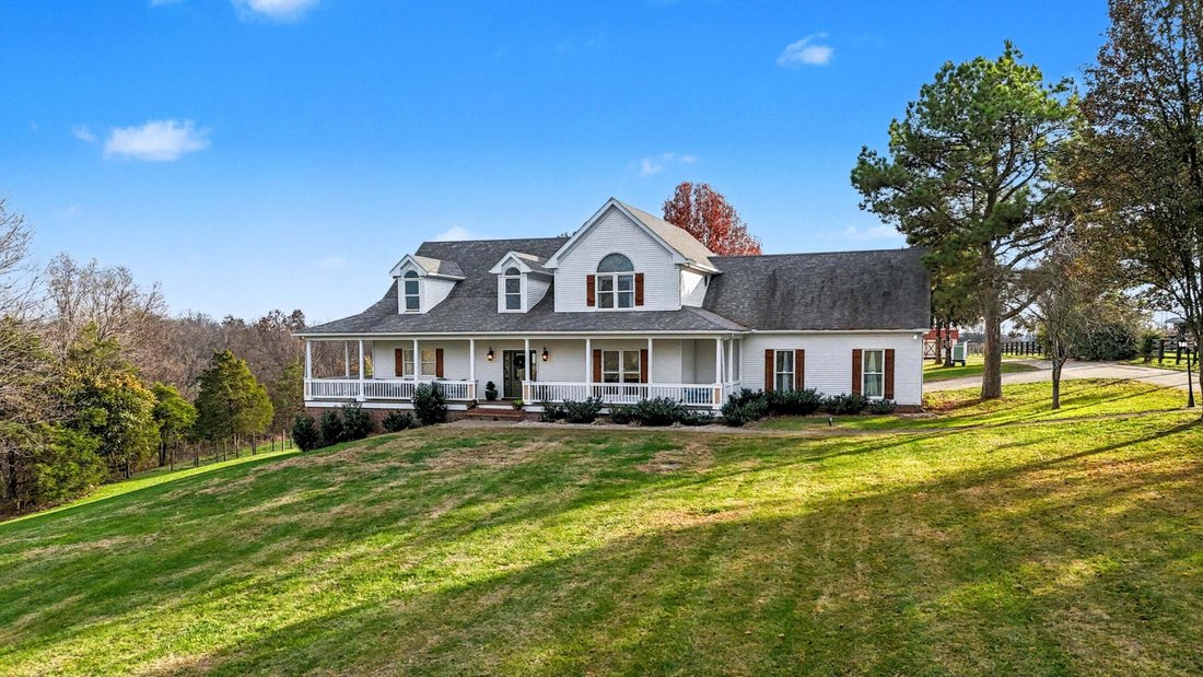 House in Waddy, Kentucky, United States 1 - 18678500