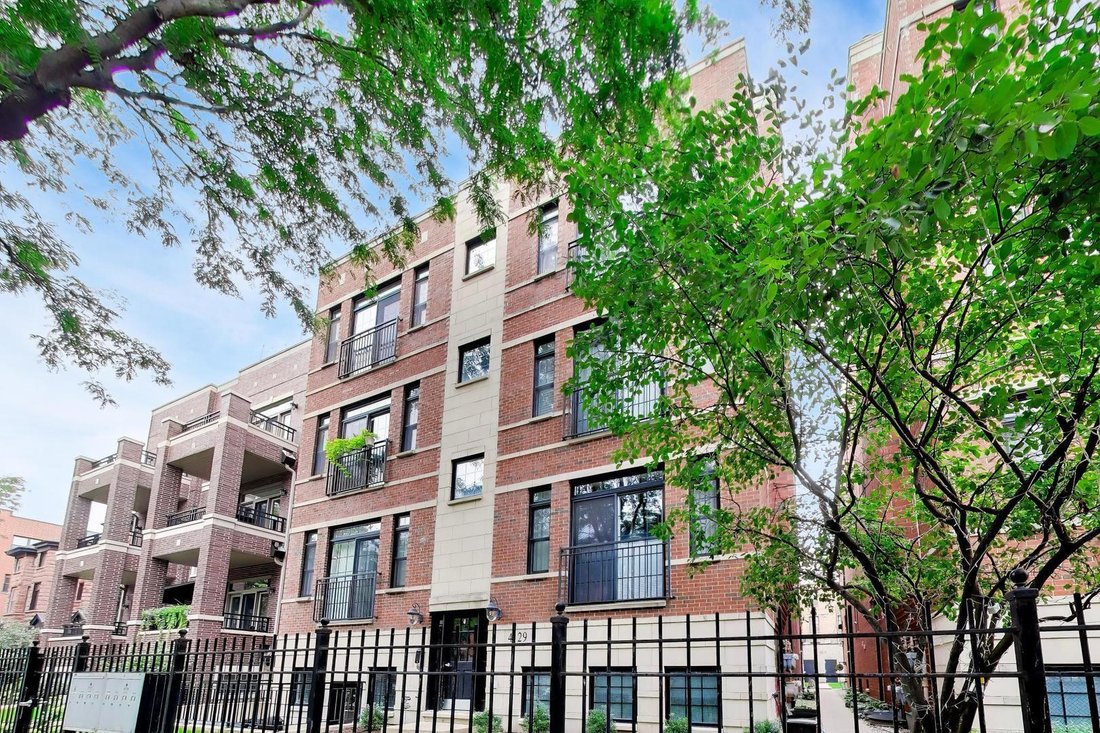 Condo in Chicago, Illinois, United States 1 - 18676330