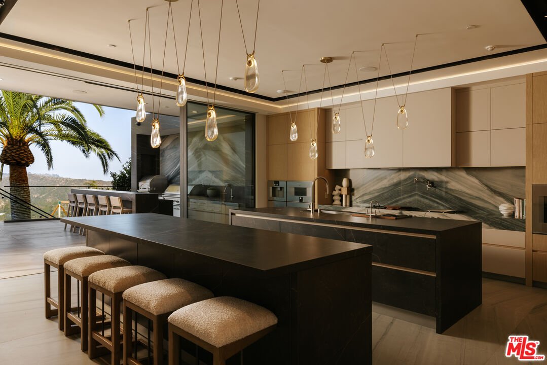 House in Los Angeles, California, United States 4 - 18678007