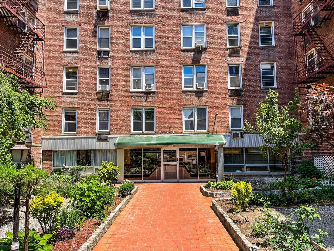 Condo in New York, New York, United States 1 - 18677595