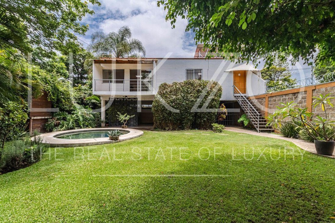 House in Cuernavaca, Morelos, Mexico 1 - 18675140